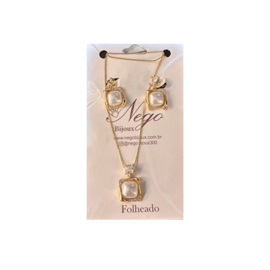 AROS - BIJU (2) CONJUNTO FOLHEADO QUADRADO COM PÉROLA CRAVEJADO EM CRISTAL DOURADO