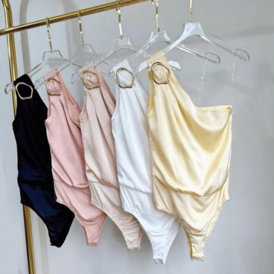 ROPAS (57) BODY COM DETALHE DOURADO