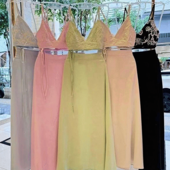 ROPAS (69) CONJUNTO SAIA COM TOP
